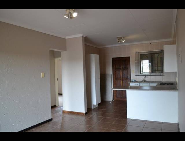 2 BEDROOM APARTMENT FOR SALE IN SUGAR BUSH ESTATE